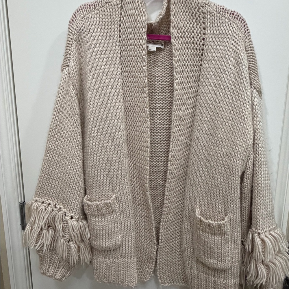 Love Riche Cream Fringe Cardigan